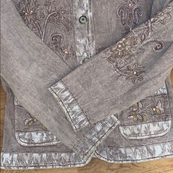 FlashBack Vintage Jacket - Picture 5 of 8